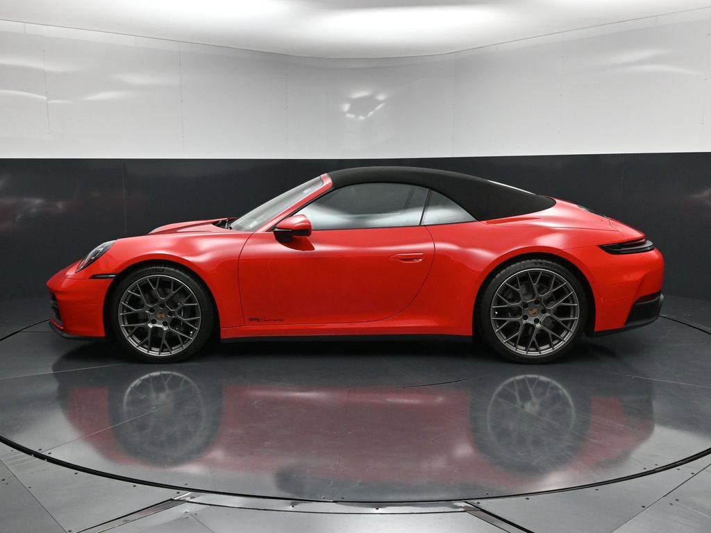 Certified 2025 Porsche 911 Carrera RWD image 2