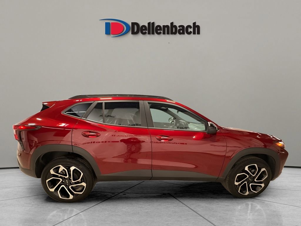 Used 2024 Chevrolet Trax RS w/ Driver Confidence Package image 6