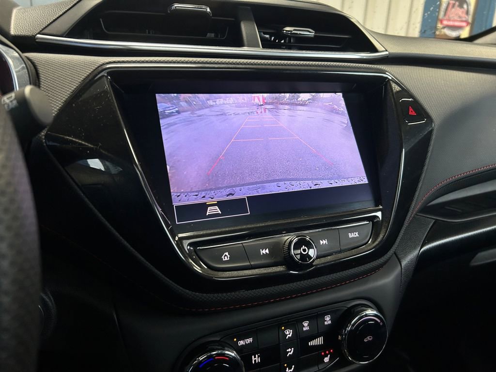 Used 2023 Chevrolet TrailBlazer RS w/ Sun and Liftgate Package image 19