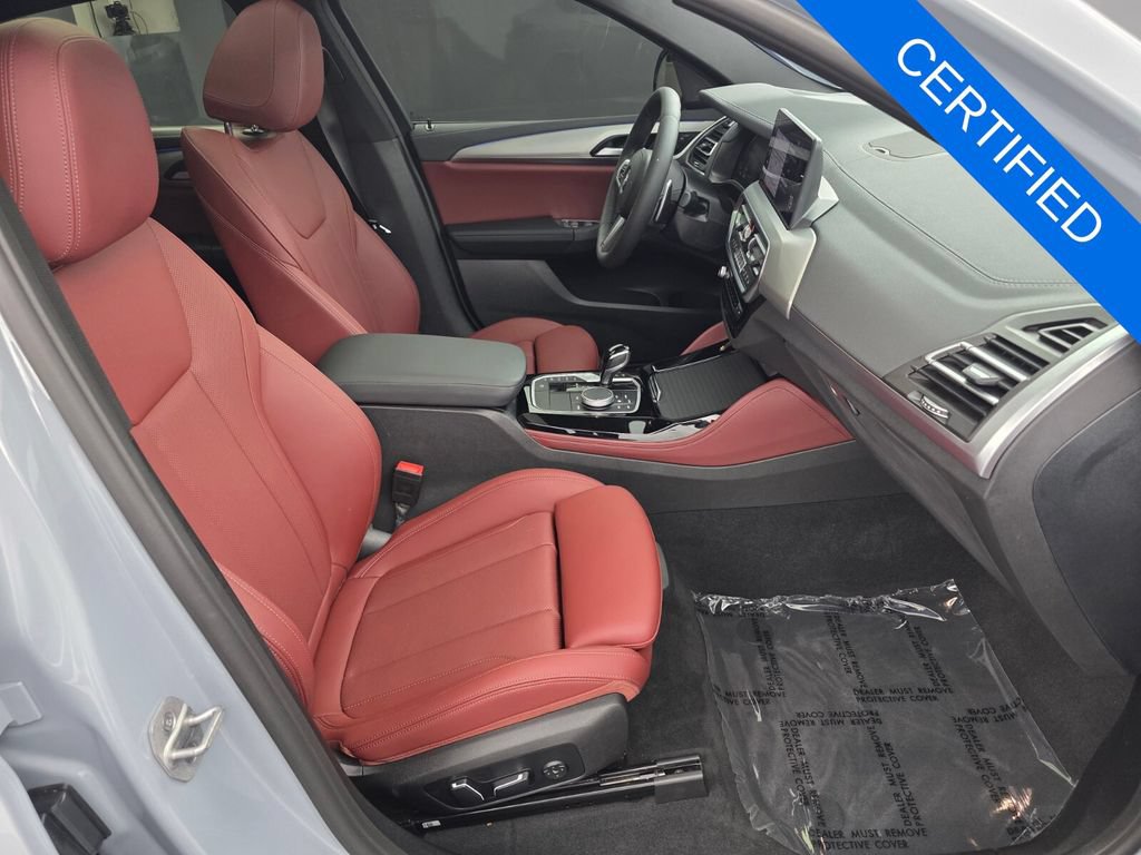 Used 2025 BMW X4 xDrive30i w/ M Sport Package AWD/4WD image 28