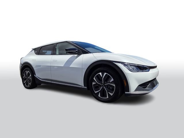 Certified 2024 Kia EV6 Light image 2