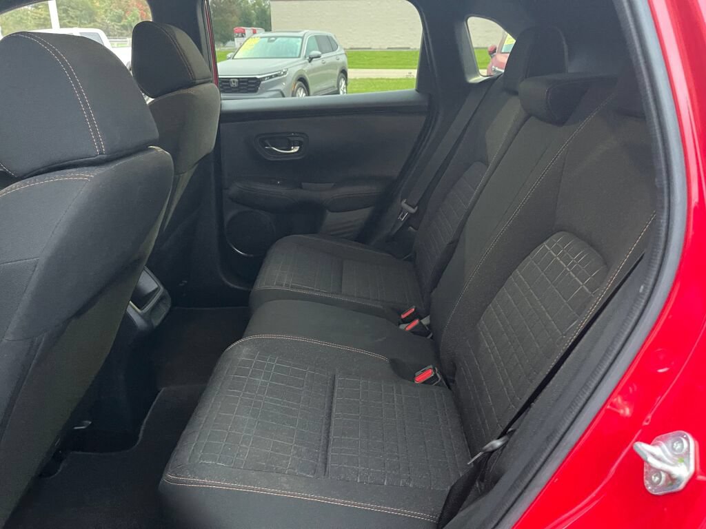 Certified 2025 Honda HR-V Sport image 21