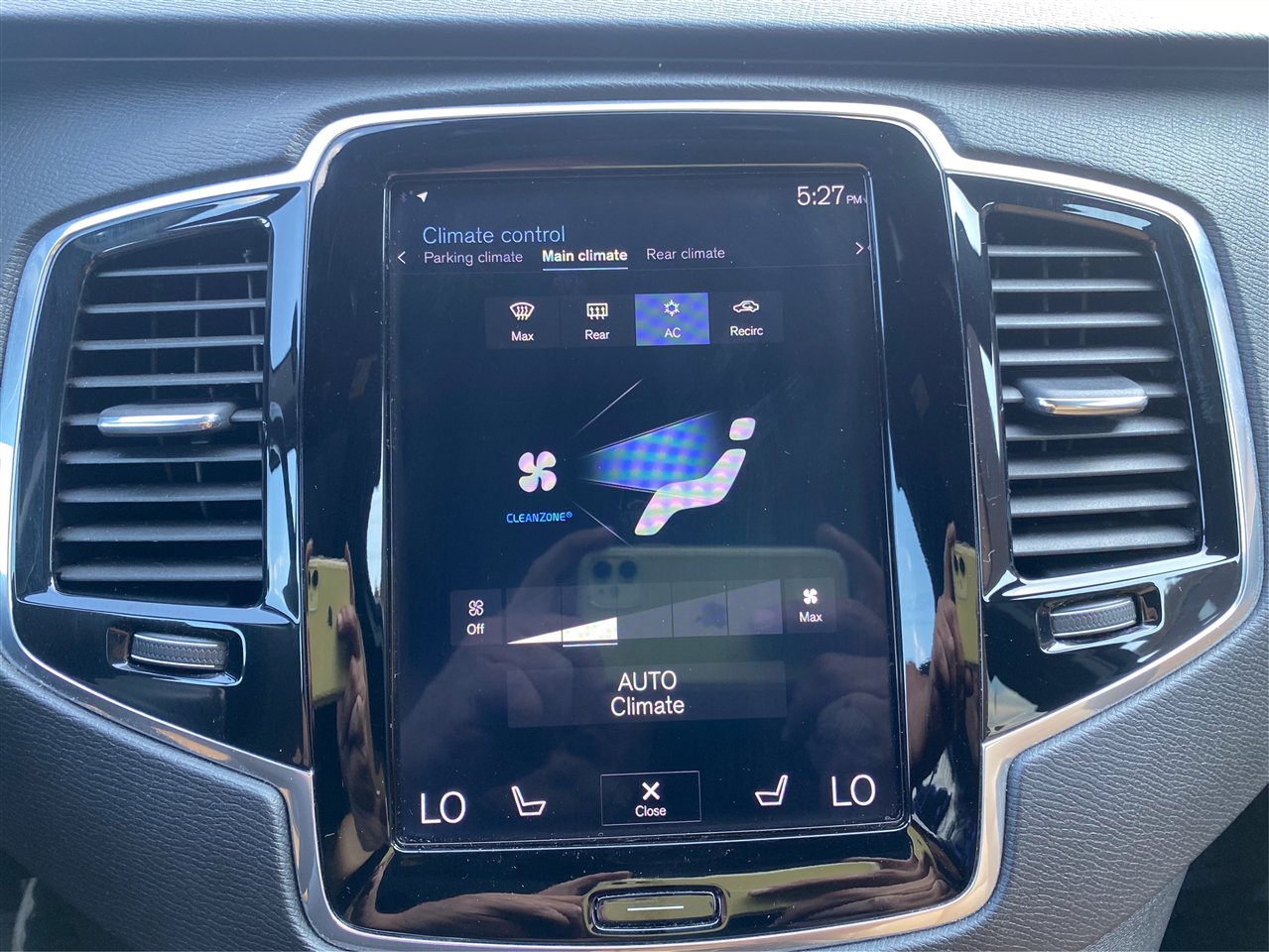 Used 2018 Volvo XC90 T6 Momentum w/ Convenience Package image 39