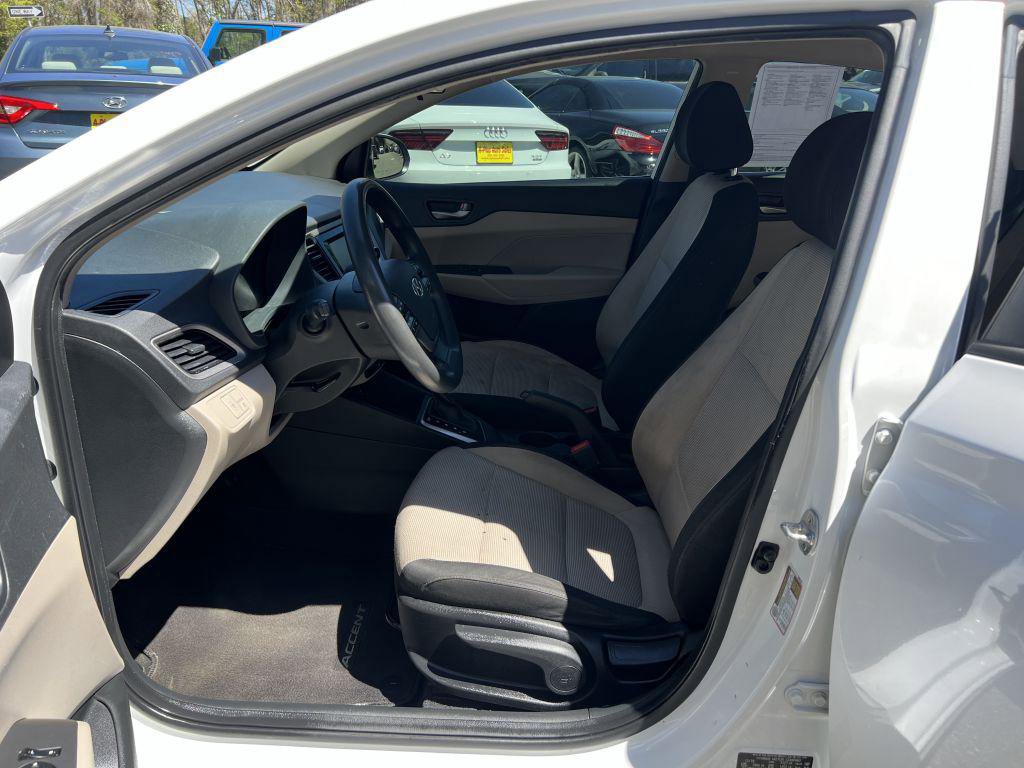 Used 2019 Hyundai Accent SE image 11