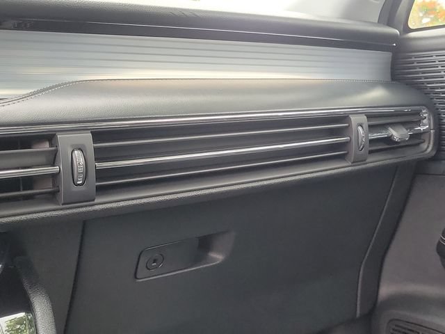 Certified 2021 Lincoln Corsair FWD image 29