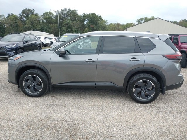 Certified 2025 Nissan Rogue SV w/ SV Premium Package image 6