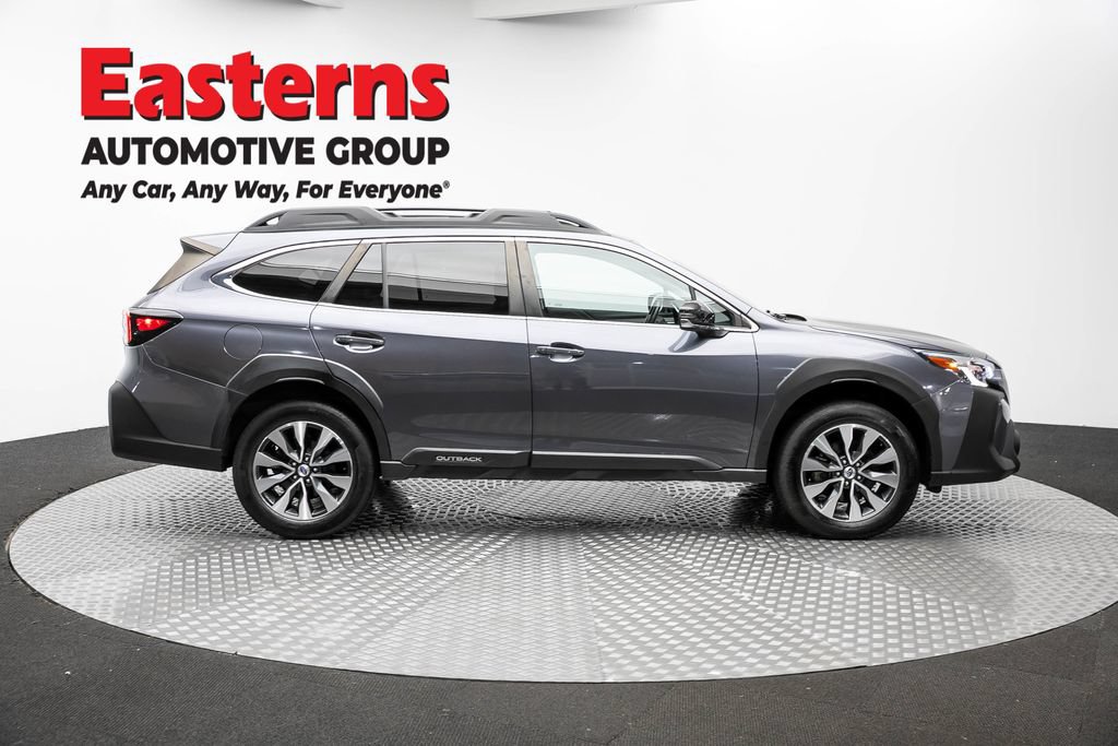 Used 2023 Subaru Outback Limited AWD/4WD image 4