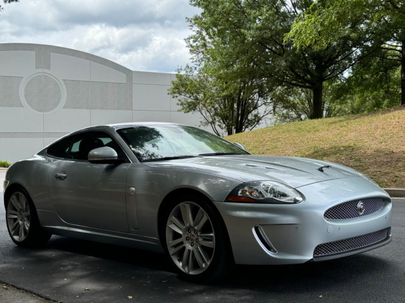 Used 2011 Jaguar XKR R image 13