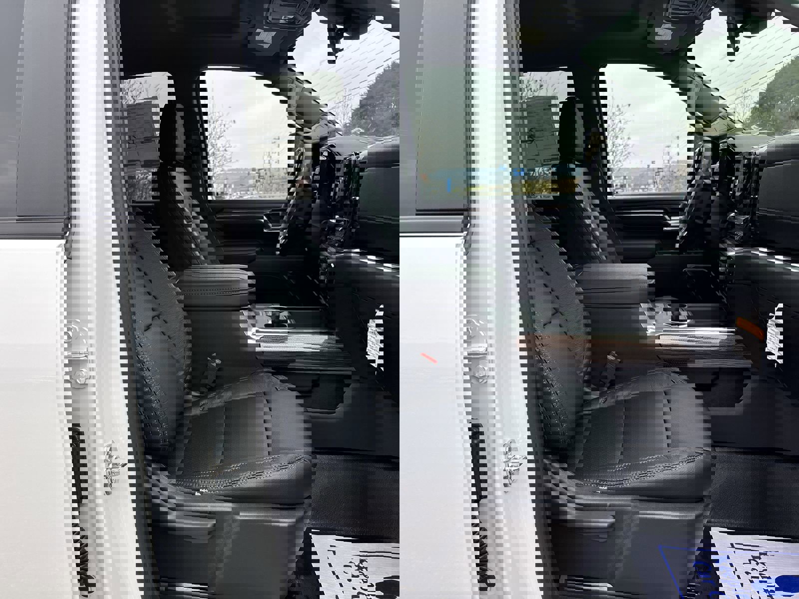 New 2026 Chevrolet Silverado 3500 LT w/ Convenience Package image 26