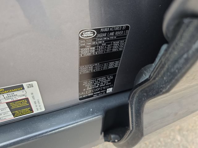 Certified 2023 Land Rover Defender 130 X-Dynamic SE AWD/4WD image 37