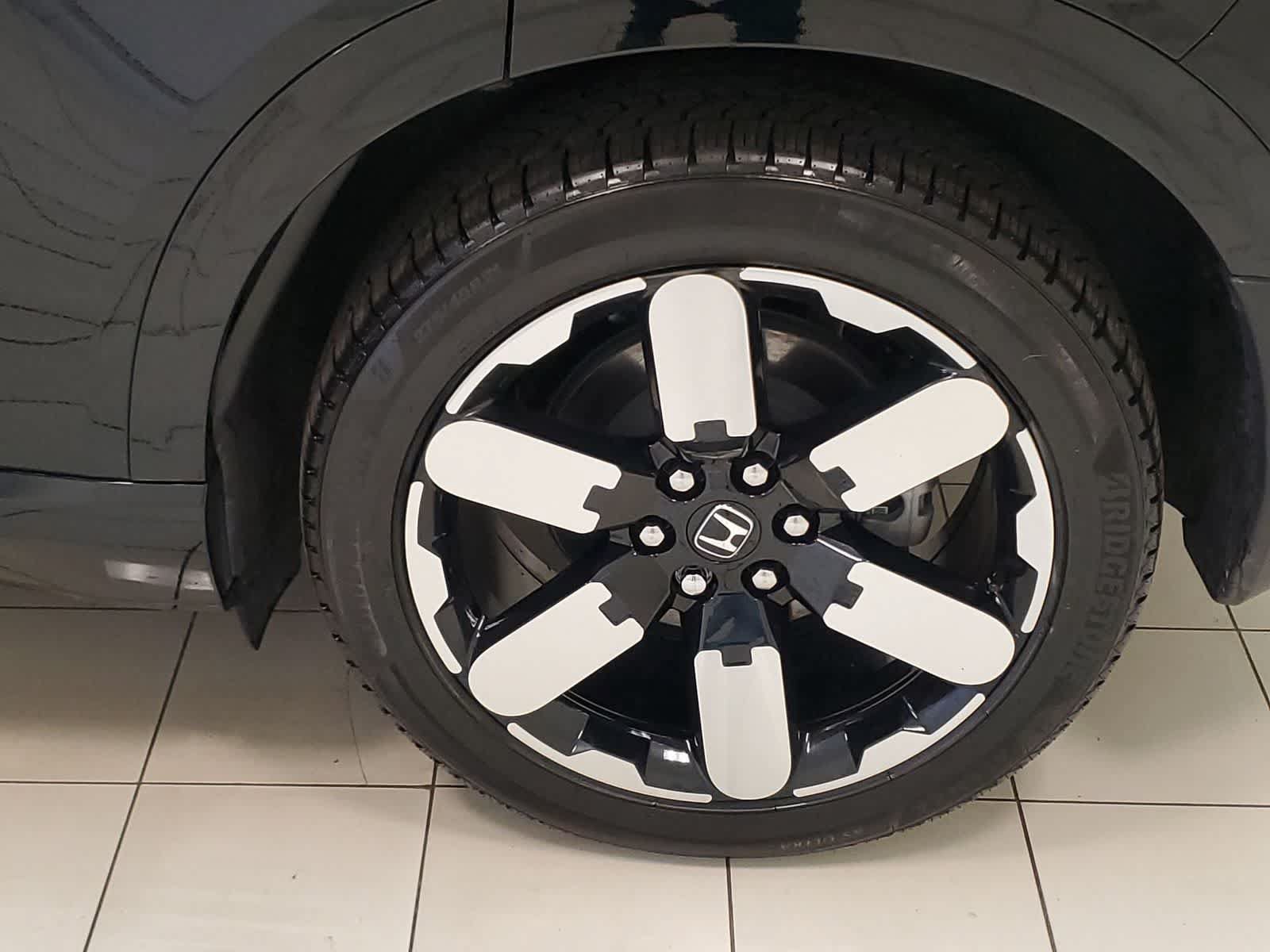 Certified 2025 Honda Prologue Elite image 26