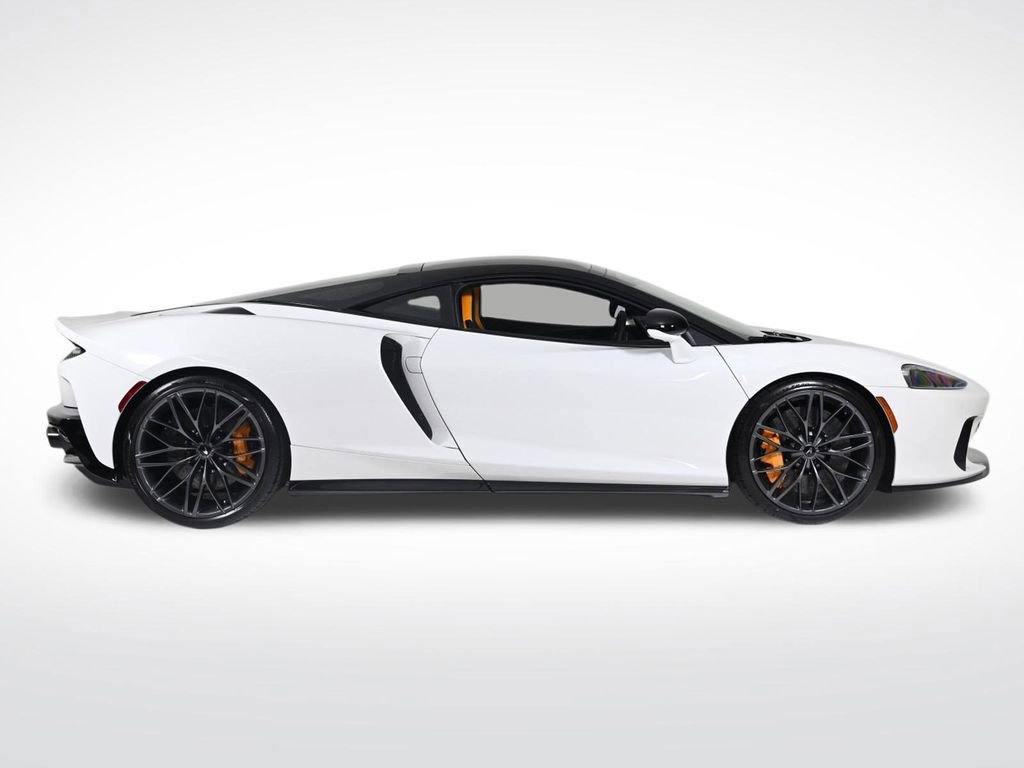 New 2026 McLaren GTS RWD image 6