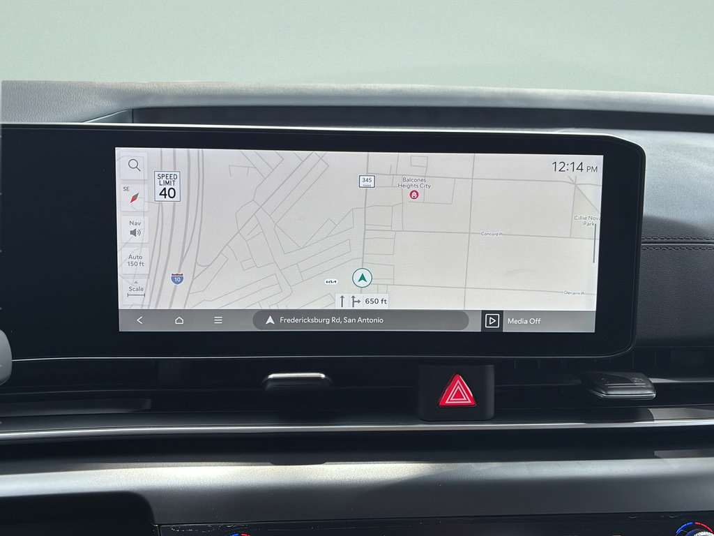New 2026 Kia Carnival LX FWD image 28