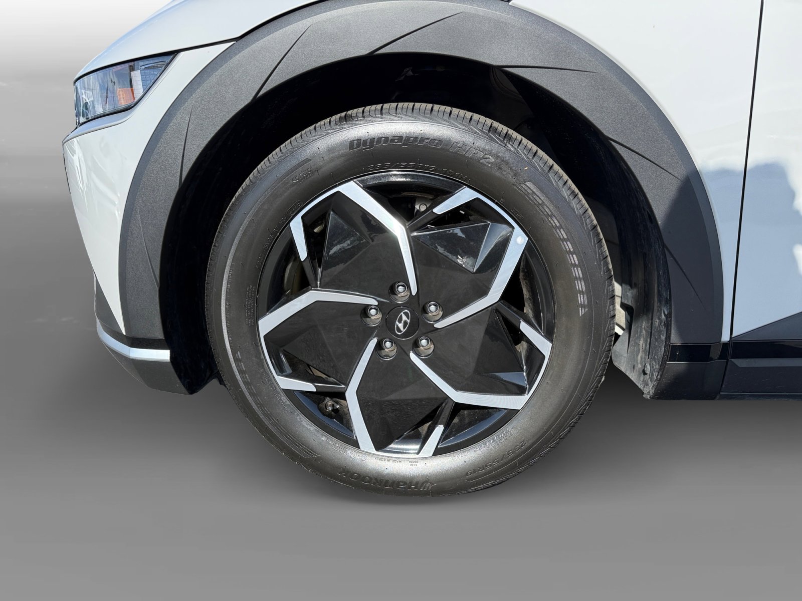 Used 2024 Hyundai Ioniq 5 SE RWD image 9