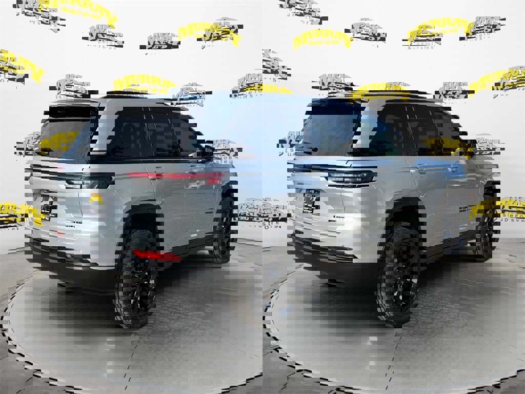 New 2025 Jeep Grand Cherokee Limited w/ Luxury Tech Group II image 5