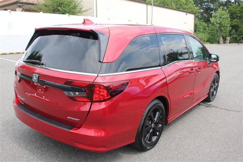 Used 2023 Honda Odyssey Sport image 7