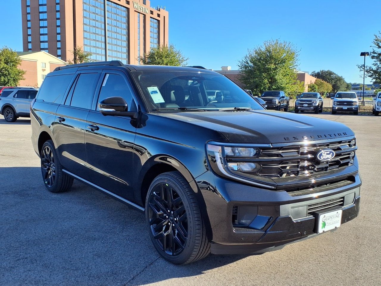 New 2027 Ford Expedition Max Platinum w/ Stealth Performance Package AWD/4WD image 3