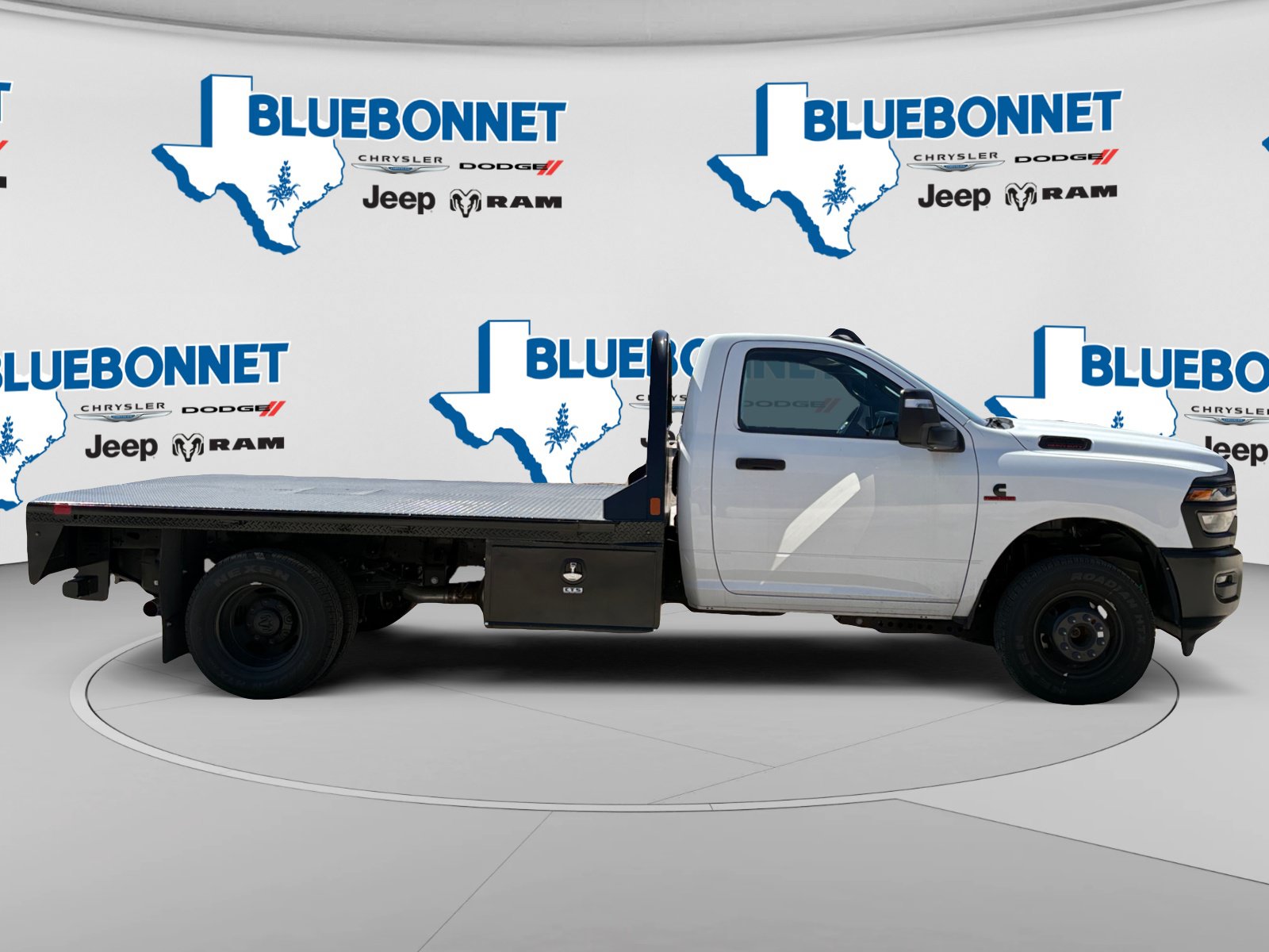 New 2026 RAM 3500 Tradesman AWD/4WD image 4