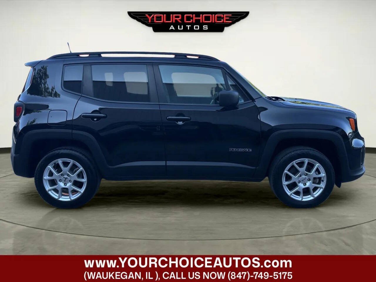 Used 2022 Jeep Renegade Latitude AWD/4WD image 6