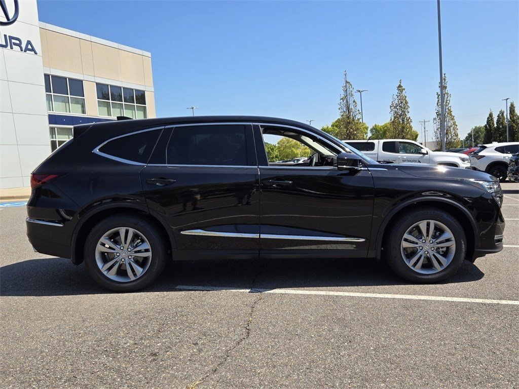 New 2026 Acura MDX SH-AWD image 2
