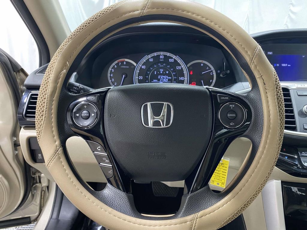 Used 2017 Honda Accord LX image 21