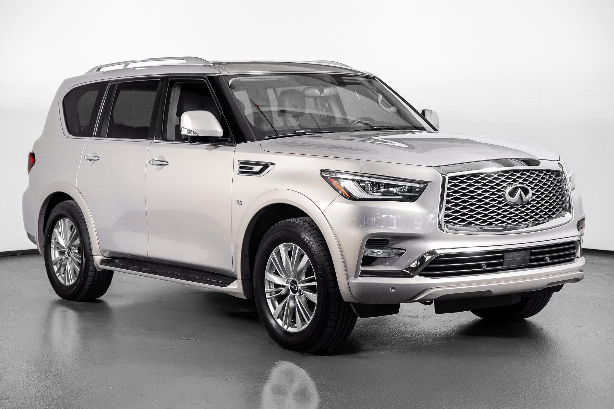 Used 2019 INFINITI QX80 Luxe w/ Proassist Package RWD image 35