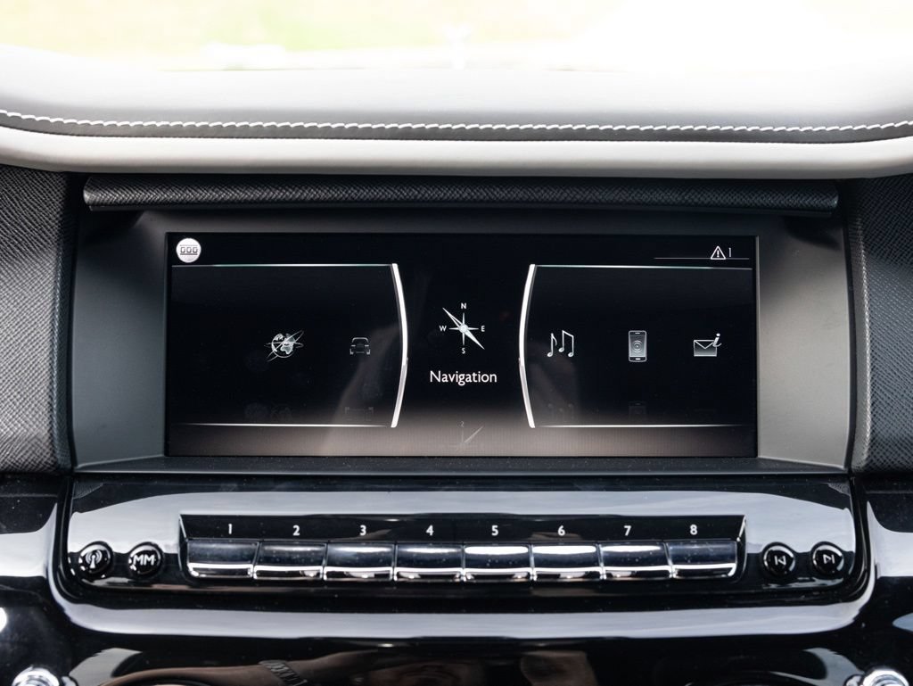 Certified 2021 Rolls-Royce Cullinan AWD/4WD image 44