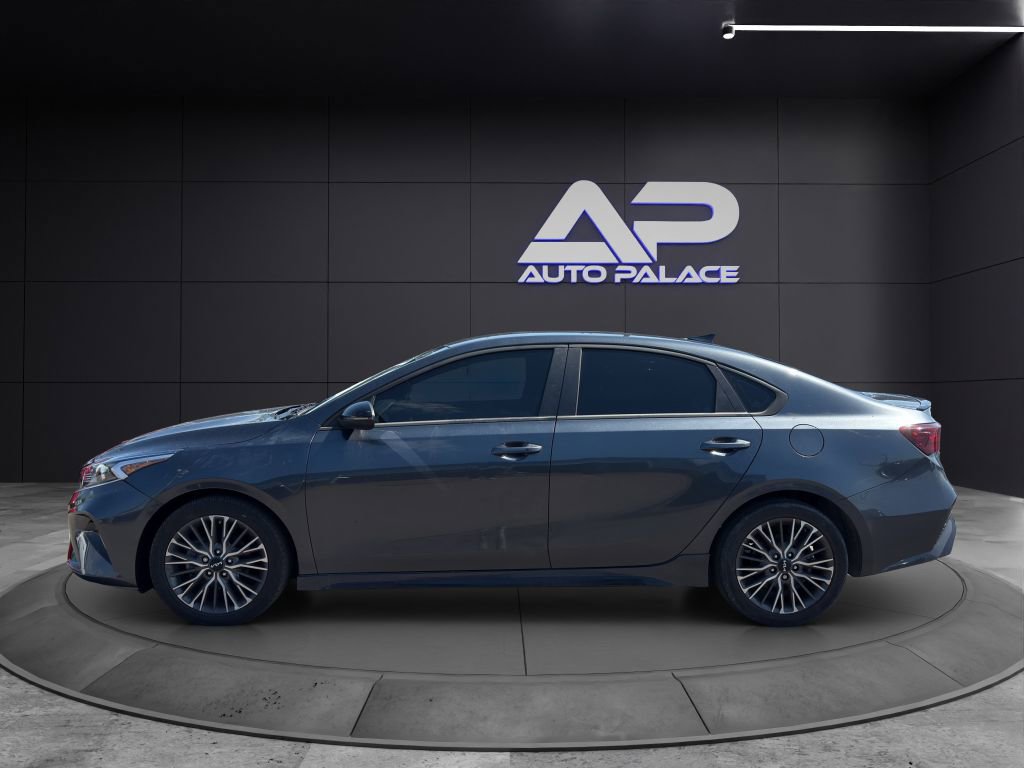 Used 2024 Kia Forte GT-Line image 7