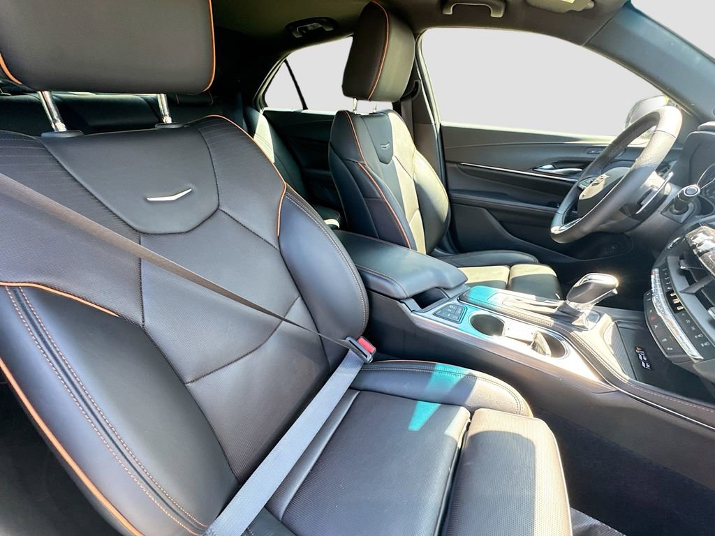 Used 2025 Cadillac CT4 Sport RWD image 27