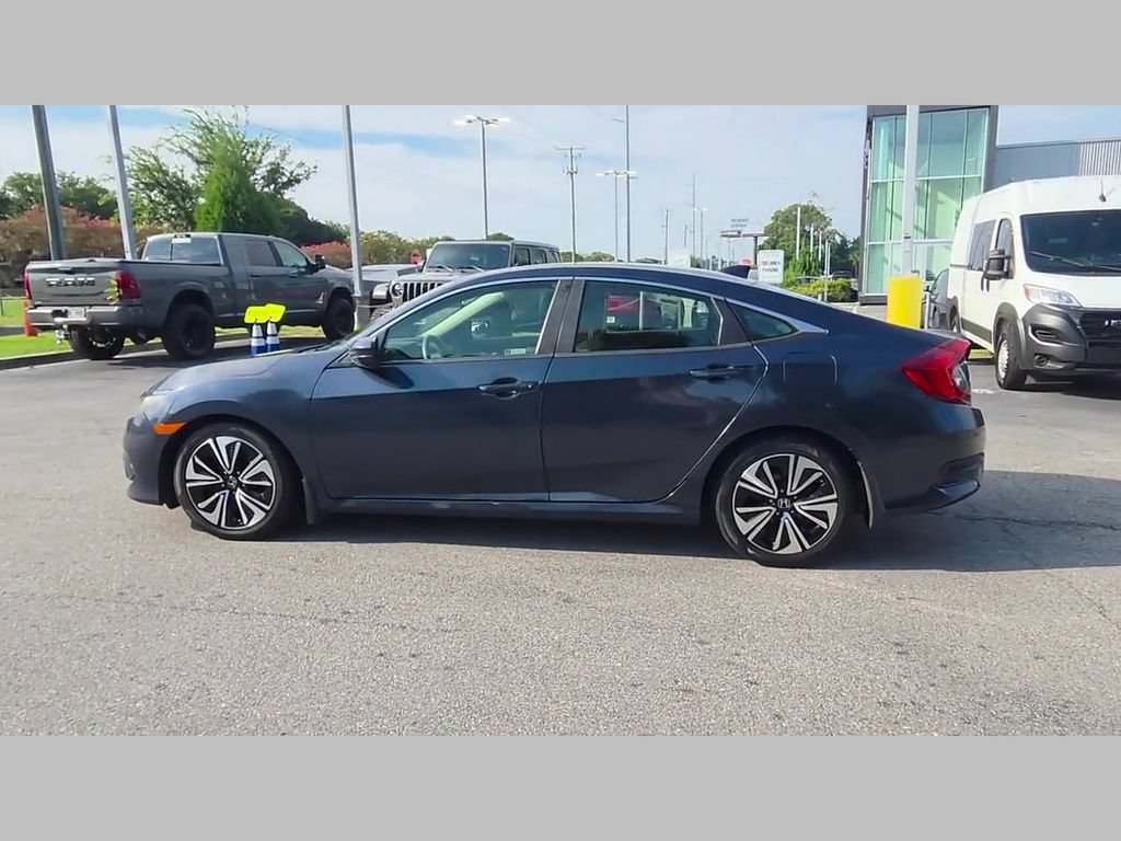 Used 2018 Honda Civic EX-T image 28