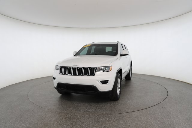 Used 2021 Jeep Grand Cherokee Laredo image 32