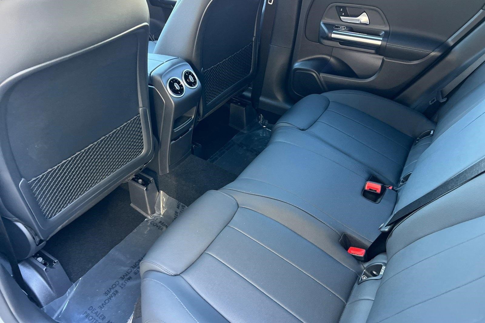 Used 2026 Mercedes-Benz GLA 250 image 13