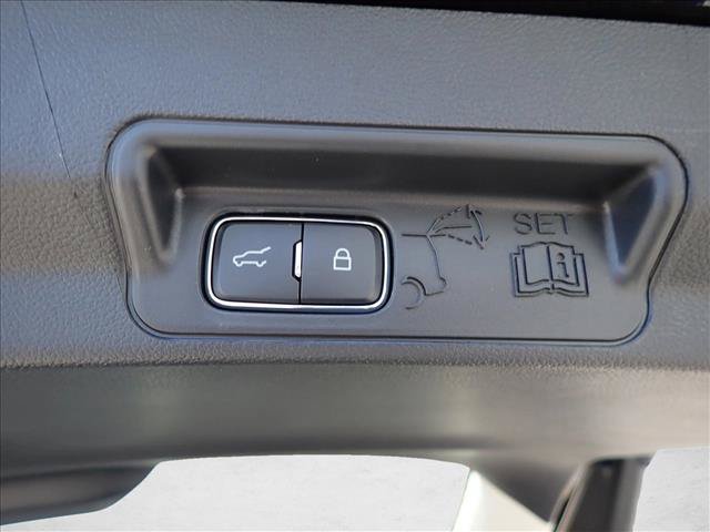 New 2026 Ford Explorer Active w/ Active Comfort Package AWD/4WD image 9