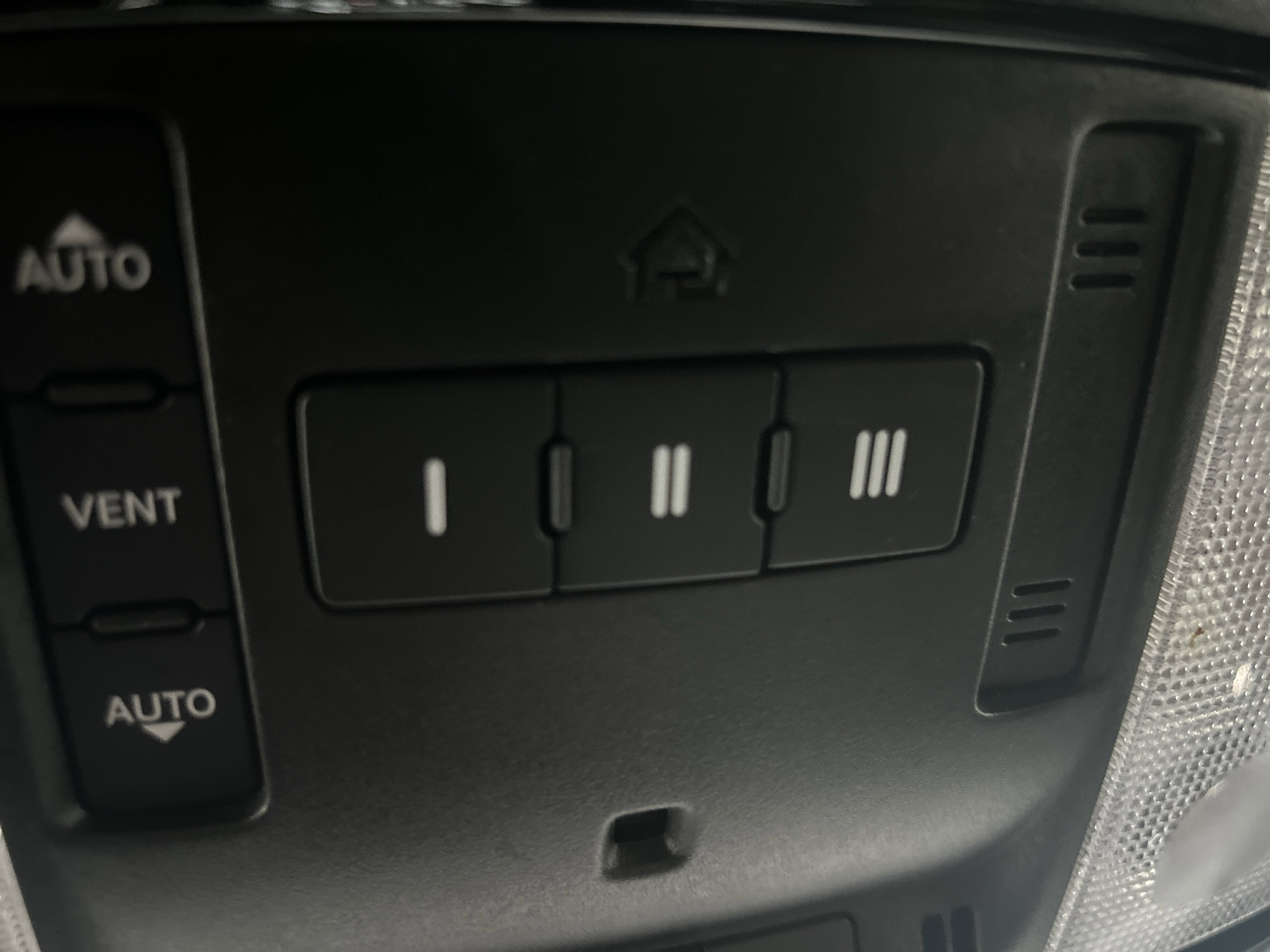 Used 2022 Dodge Durango GT image 23