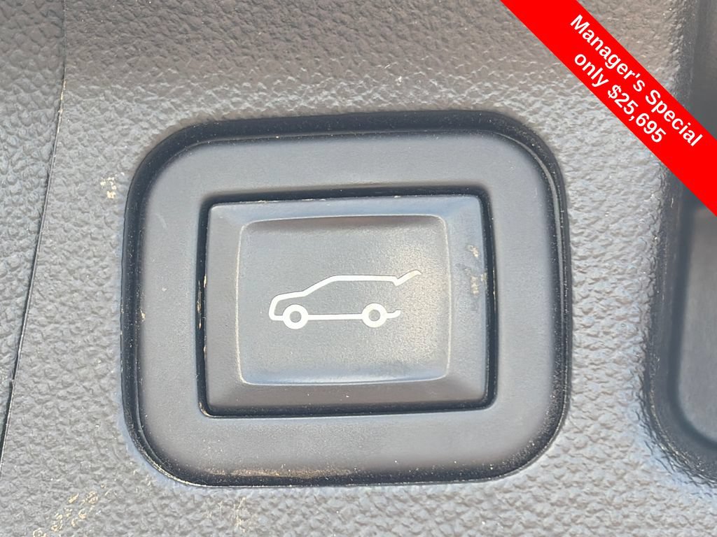 Used 2023 GMC Acadia SLE w/ Driver Convenience Package AWD/4WD image 7