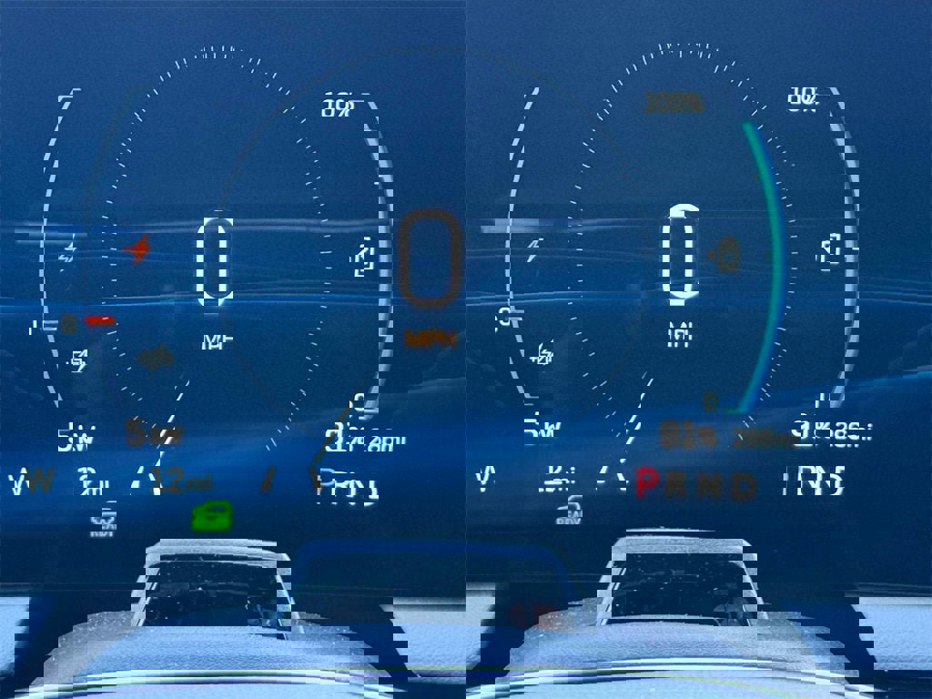 New 2026 Cadillac Optiq Luxury 2 image 4