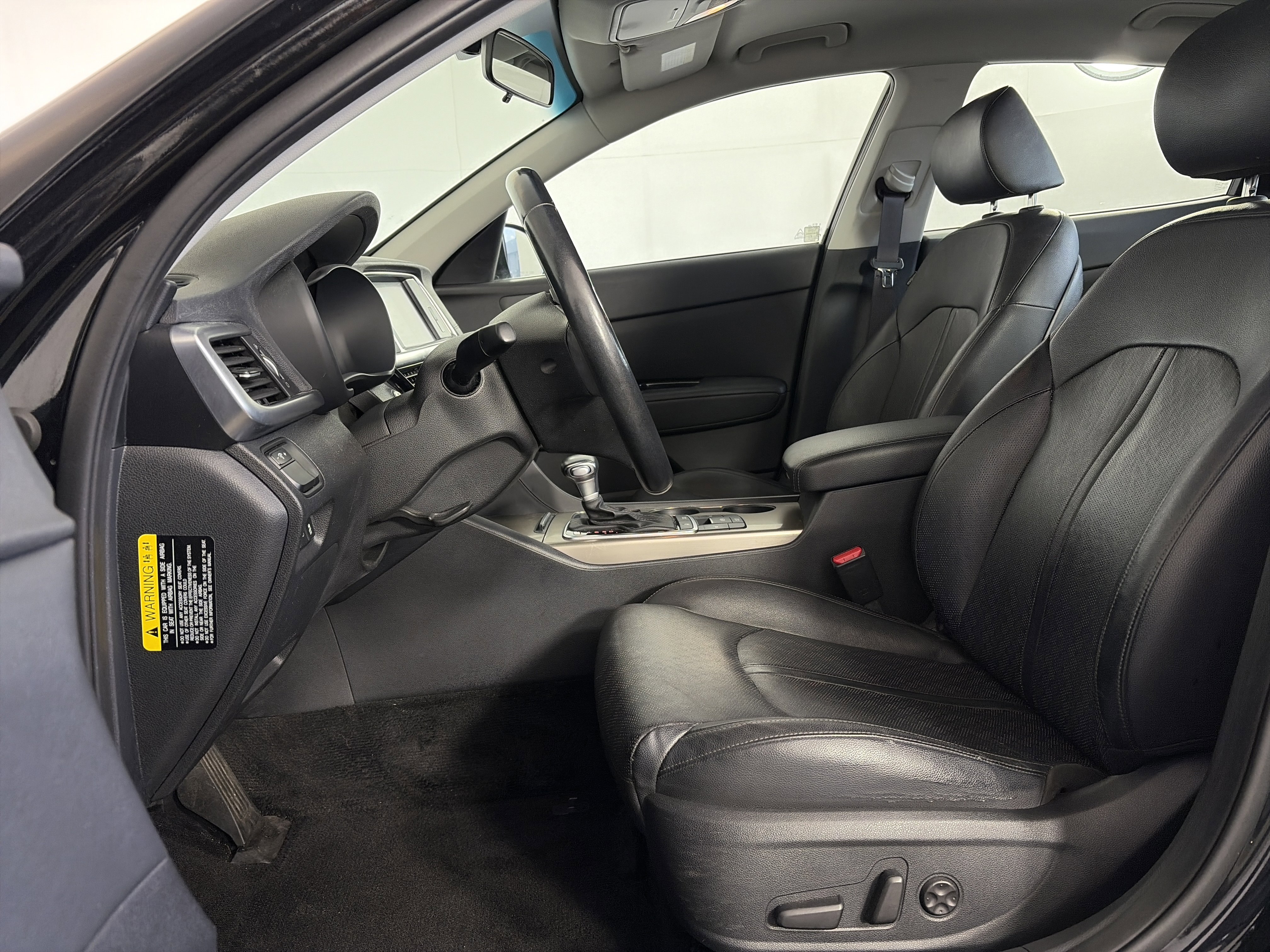 Used 2017 Kia Optima EX FWD image 6