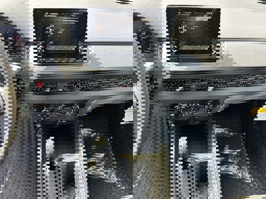 New 2025 Honda Accord SE image 24