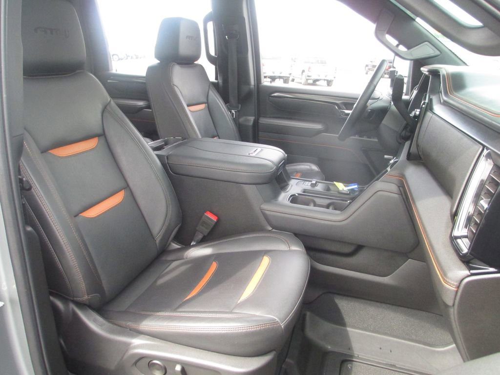 Used 2025 GMC Sierra 2500 AT4 w/ AT4 Premium Plus Package AWD/4WD image 26