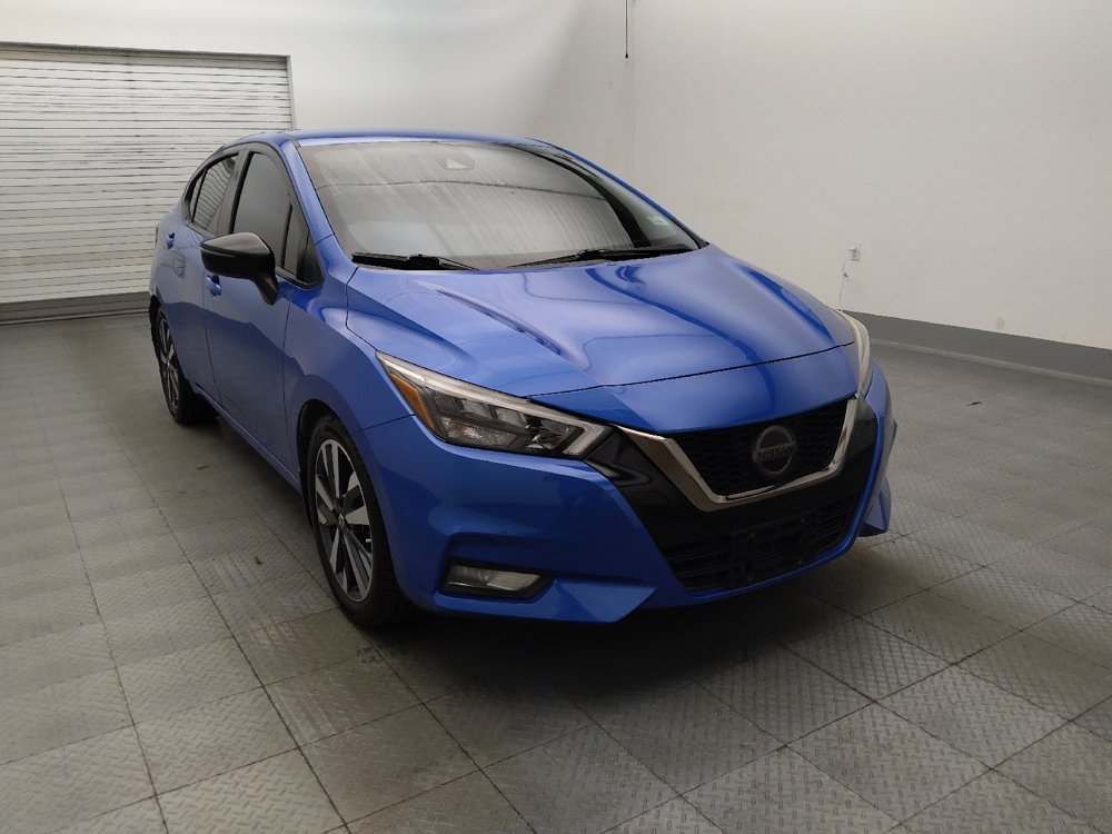 Used 2020 Nissan Versa SR FWD image 13