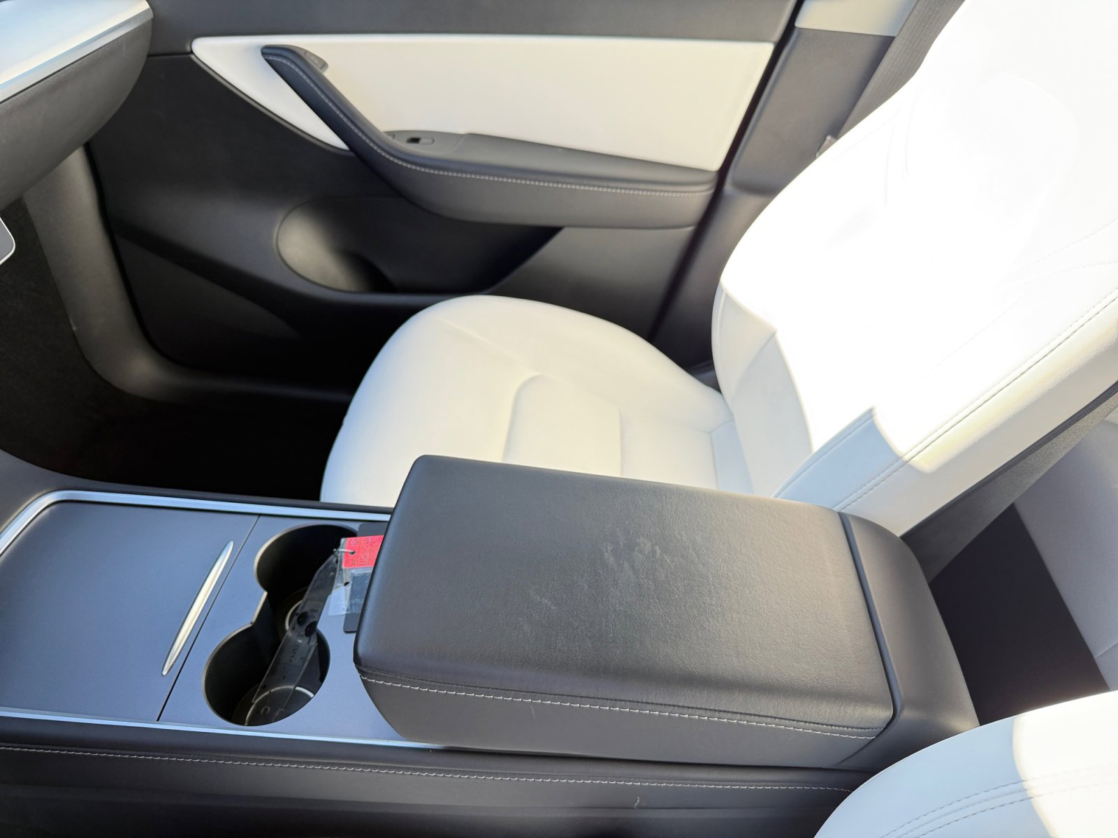 Used 2022 Tesla Model Y Performance image 14