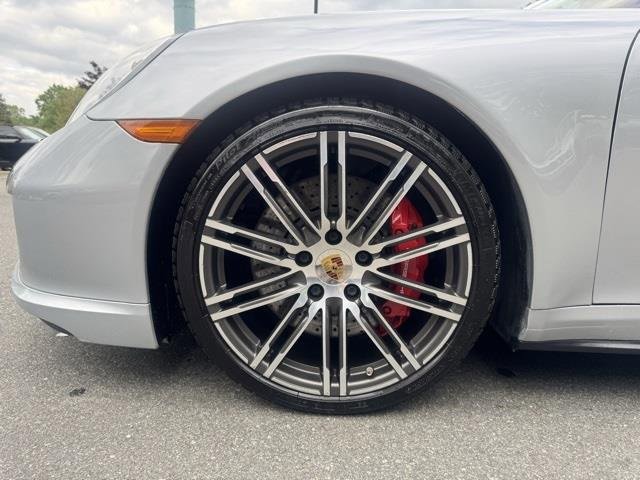 Used 2016 Porsche 911 Turbo image 10