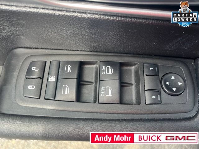 Used 2022 Chrysler Pacifica Touring-L w/ S Appearance Package AWD/4WD image 18