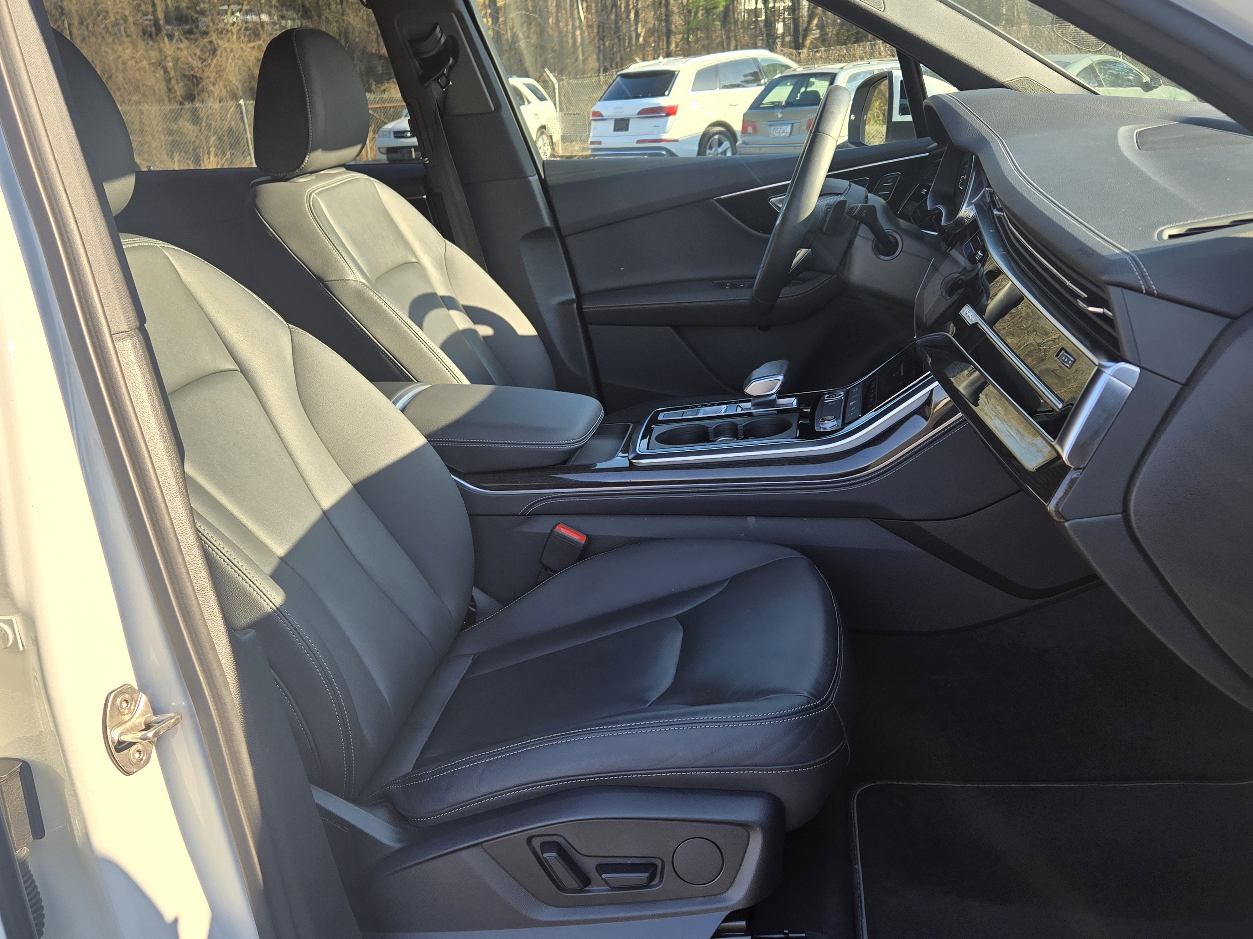 Used 2025 Audi Q7 3.0T Premium Plus image 18