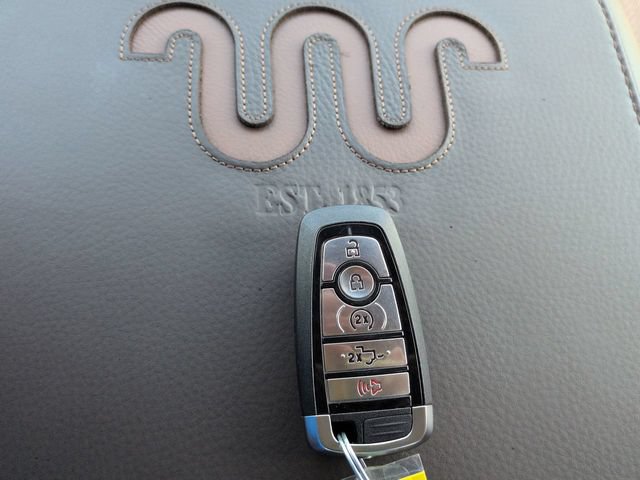 Used 2026 Ford F250 King Ranch w/ Chrome Package AWD/4WD image 34