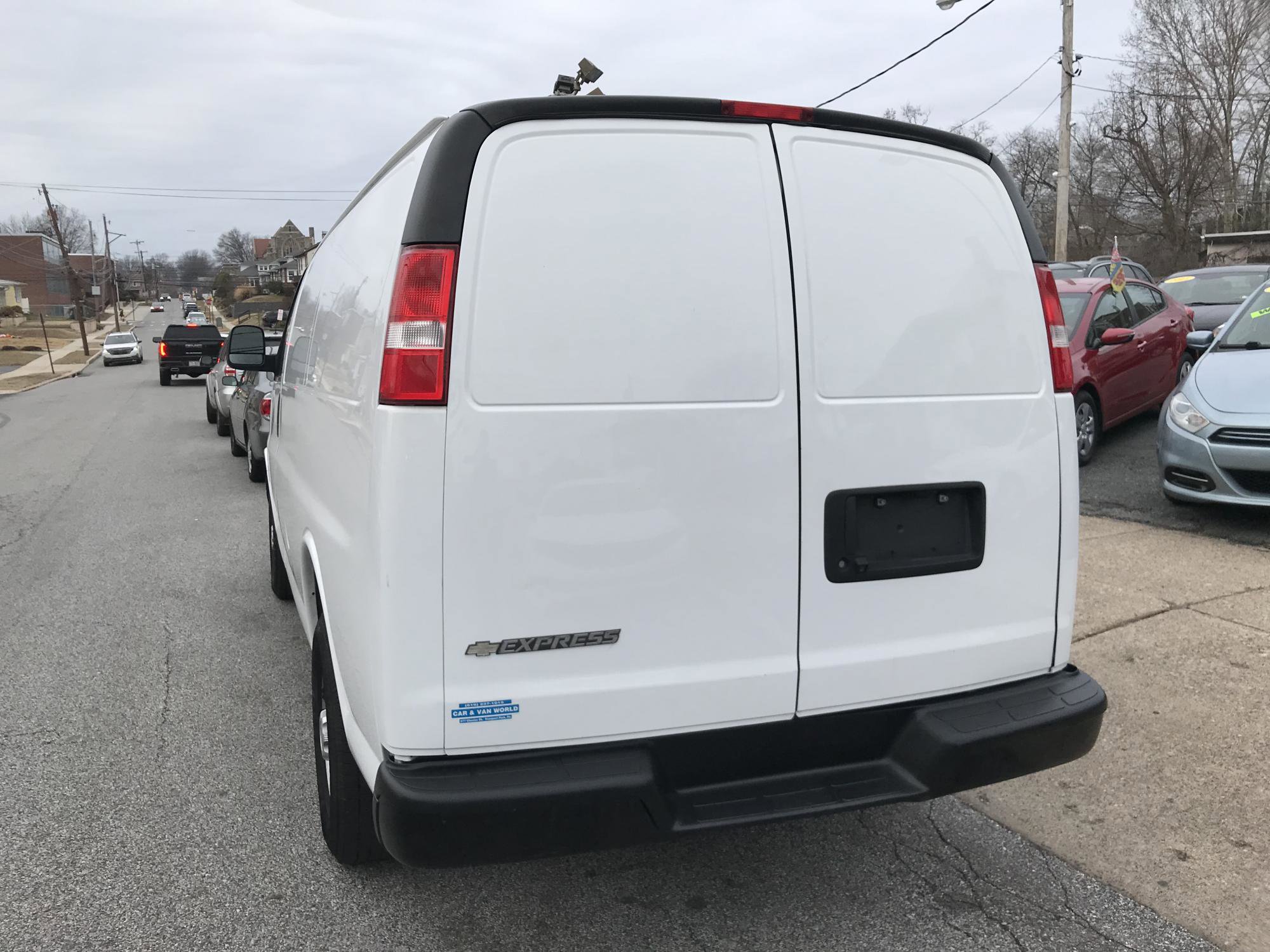 Used 2021 Chevrolet Express 2500 w/ Communications Package image 6