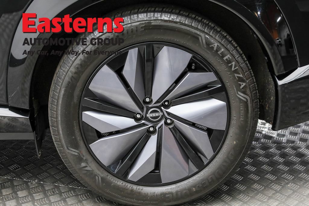 Used 2023 Nissan Ariya AWD image 8