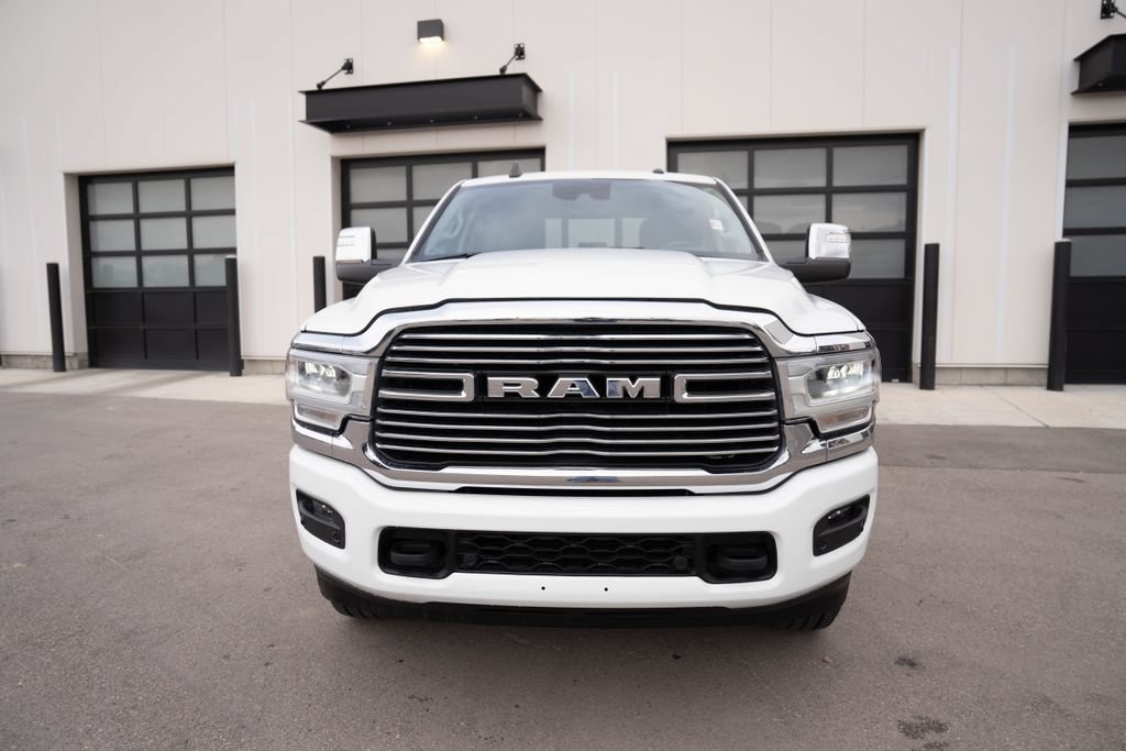 Used 2024 RAM 2500 Laramie w/ Safety Group AWD/4WD image 2