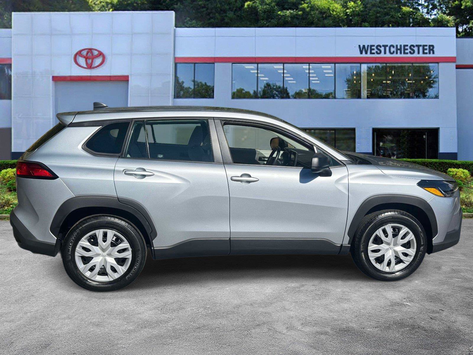 Certified 2024 Toyota Corolla Cross L AWD/4WD image 8