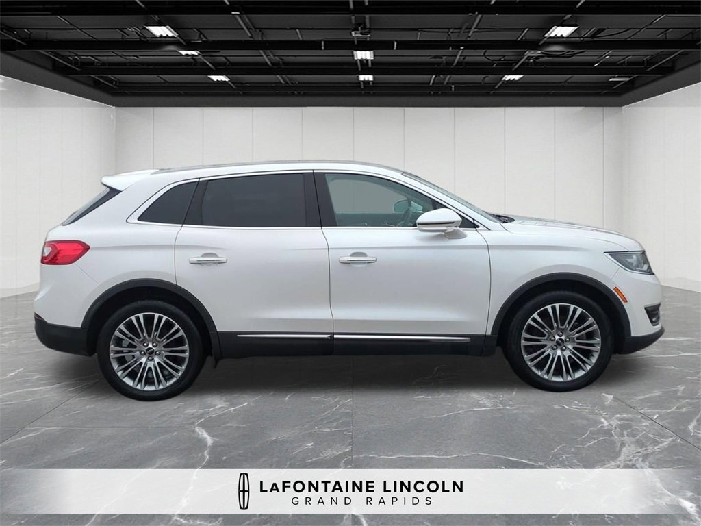 Used 2016 Lincoln MKX Reserve w/ Climate Package image 6